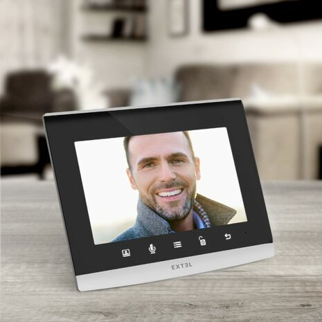 Extel Wave 2 draadloze Wi-Fi intercom met camera + 7 inch scherm op tafel